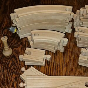 Thomas Wooden Train Track Set with Tunnel Station and Lamp Post Expansion Bundle